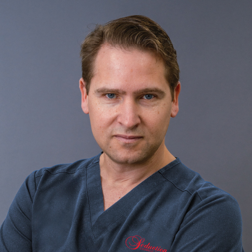 Headshot Photograph of Dr Humberto Palladino Plastic Surgeon Miami | Seduction Cosmetic Center.